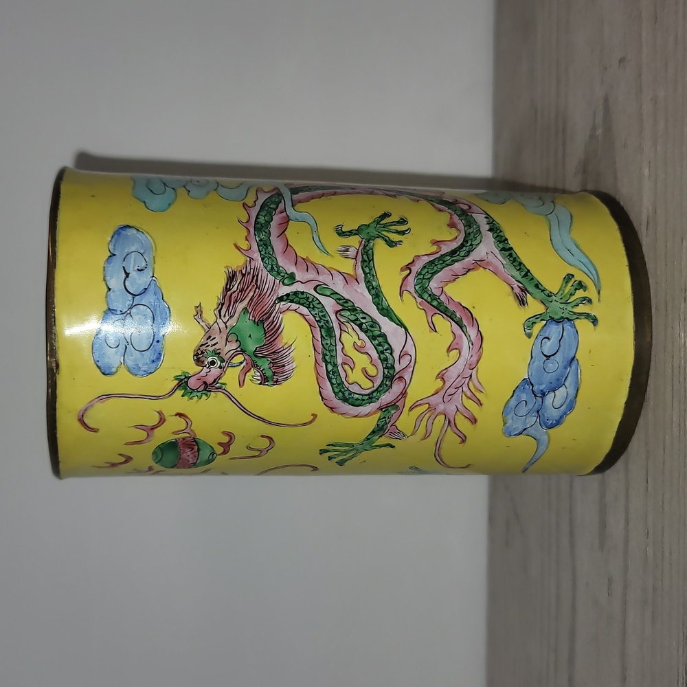 Twin Dragon cup